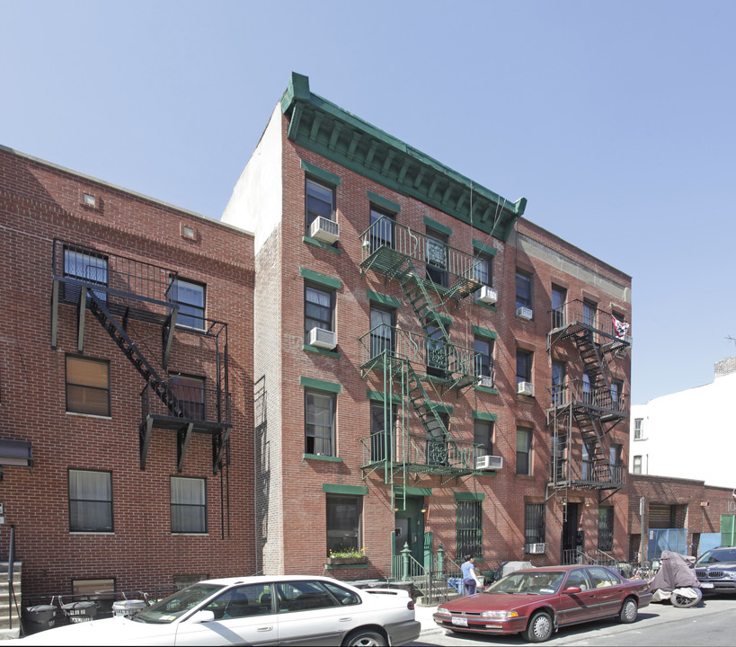 110 Baltic St in Brooklyn, NY - Building Photo