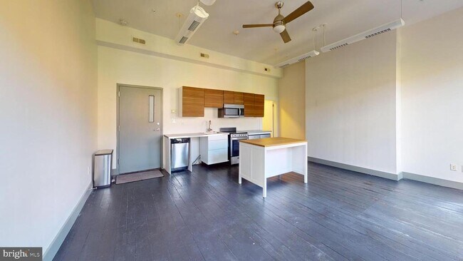 property at 914 St Paul St