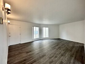EP in Los Angeles, CA - Building Photo