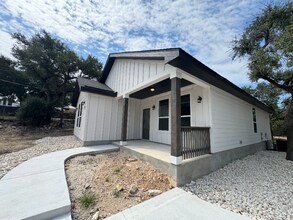 770 Buck Run Pass in Canyon Lake, TX - Building Photo - Building Photo