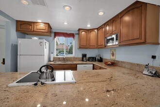 40678 Inverness Way in Palm Desert, CA - Building Photo - Building Photo