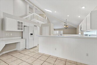 1065 Theodore Ave in Jacksonville Beach, FL - Building Photo - Building Photo