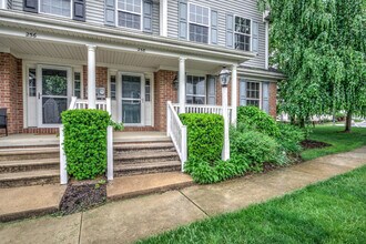 258 Cool Creek Way in Lancaster, PA - Building Photo - Building Photo