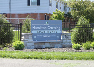 Hamilton Crossing in Whitehall, OH - Building Photo - Building Photo