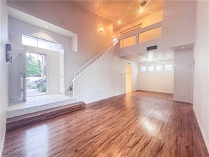 9532 Aspen Glow Dr in Las Vegas, NV - Building Photo - Building Photo