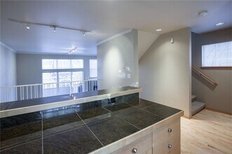 3422 22nd Ave W in Seattle, WA - Building Photo - Building Photo