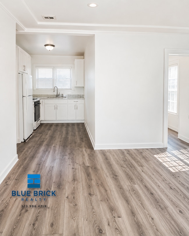 property at 6121 10th Ave