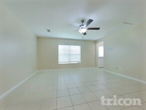 524 Red Dusk Paint Dr in La Marque, TX - Foto de edificio - Building Photo