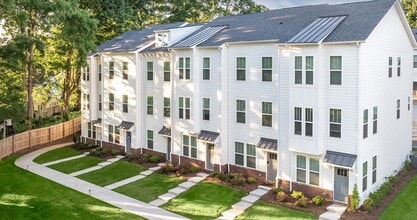 Townes at Five Points in Charlotte, NC - Building Photo - Building Photo
