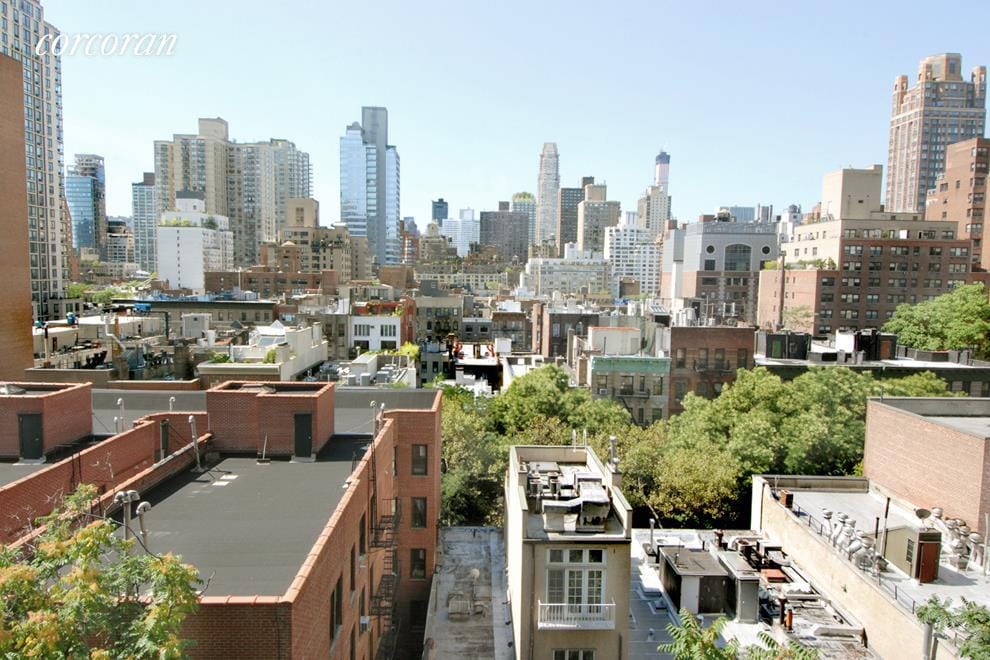 230 E 79th St-Unit -: 9F in New York, NY - Building Photo