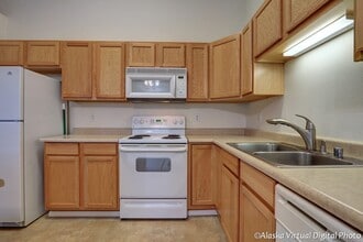 6965 Briar Loop in Anchorage, AK - Building Photo - Building Photo