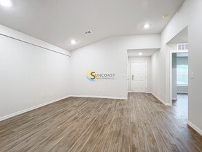 123 Lomond Dr in Port Charlotte, FL - Building Photo - Building Photo
