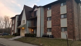 1240 Chalet Rd, Unit 101