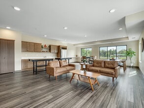 The Gramsie Apartments in St. Paul, MN - Foto de edificio - Building Photo