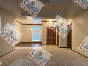 18509 English Oak Ln in Edmond, OK - Foto de edificio - Building Photo