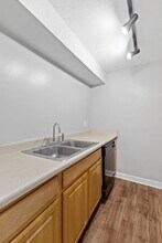 3528 E Fall Creek Pkwy N Dr in Indianapolis, IN - Building Photo - Building Photo