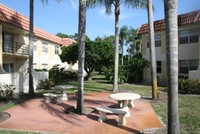 Hemingway at Stuart in Stuart, FL - Foto de edificio - Building Photo