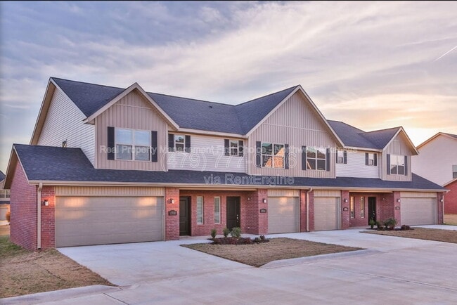 property at 2752 W Kilimanjaro Way