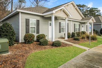 73 Highland Forest Cir in Shallotte, NC - Foto de edificio - Building Photo