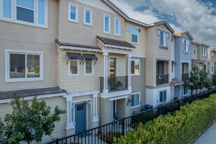 Bonita Village in Pomona, CA - Building Photo