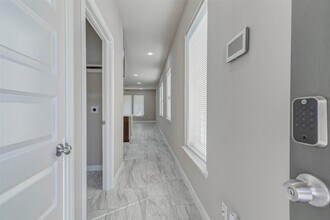 7968 Henson St in Houston, TX - Building Photo - Building Photo
