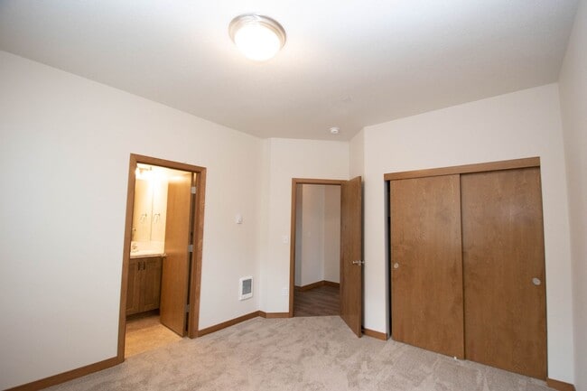 3261 Lewis Ln in Washougal, WA - Building Photo - Building Photo