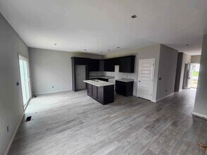 118 Central Dr in Gallatin, TN - Building Photo - Building Photo