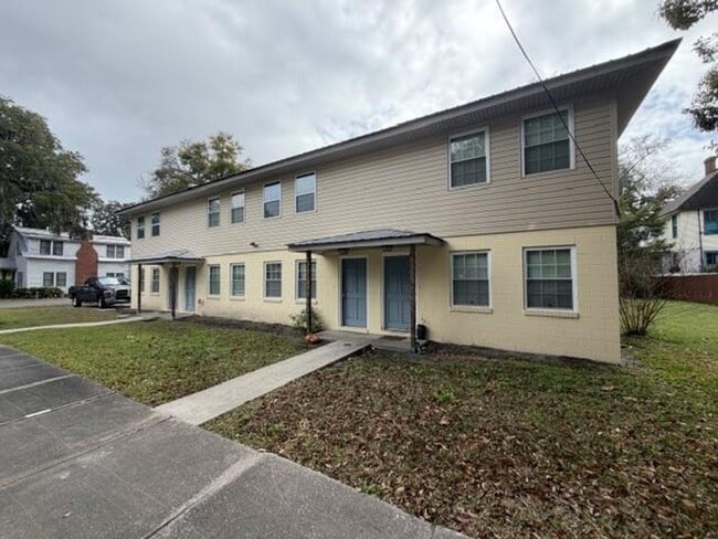 property at 502 Prince St