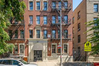 Grand Court in Brooklyn, NY - Building Photo - Building Photo