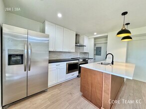 4203 SW Trafficway-Unit -10 in Kansas City, MO - Building Photo - Building Photo