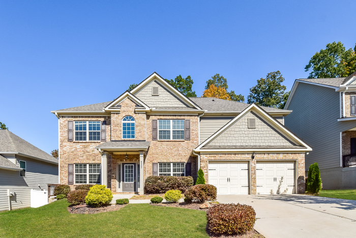 6327 Oak Well Pl in Fairburn, GA - Foto de edificio