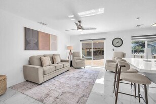 25434 SW 122nd Pl, Unit SI ID1530437P in Homestead, FL - Building Photo