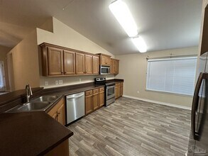 9527 Laramie Dr in Pensacola, FL - Building Photo - Building Photo