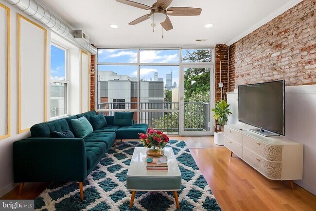 property at 1704 W Girard Ave