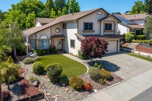 2853 St Andrews Rd in Fairfield, CA - Building Photo