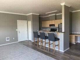 22855 E Country Vista Dr, Unit 386 in Liberty Lake, WA - Building Photo