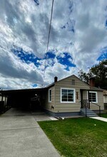 2220 Radcliffe Ave in Klamath Falls, OR - Building Photo - Building Photo
