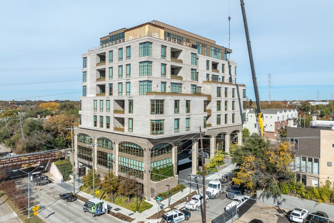 The Terminal at Katy Trail in Dallas, TX - Building Photo
