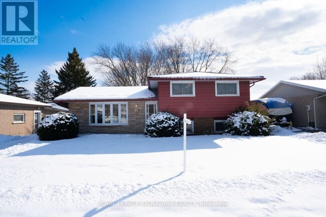 property at 77 Rolling Acres Dr