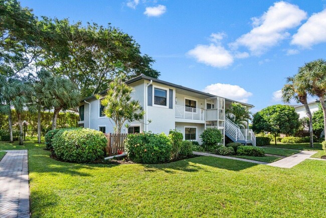 22 Southport Ln in Boynton Beach, FL - Foto de edificio - Building Photo