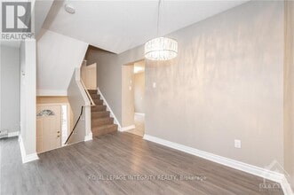 170 Salter Crescent in Ottawa, ON - Building Photo - Building Photo