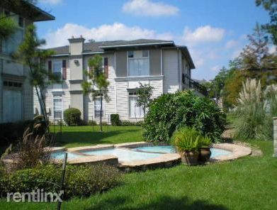 23423 US-59-Unit -Apt 1990 in Houston, TX - Building Photo