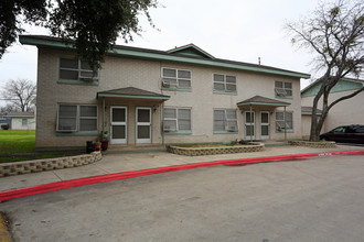 Santa Rita Apartments in Austin, TX - Building Photo - Building Photo