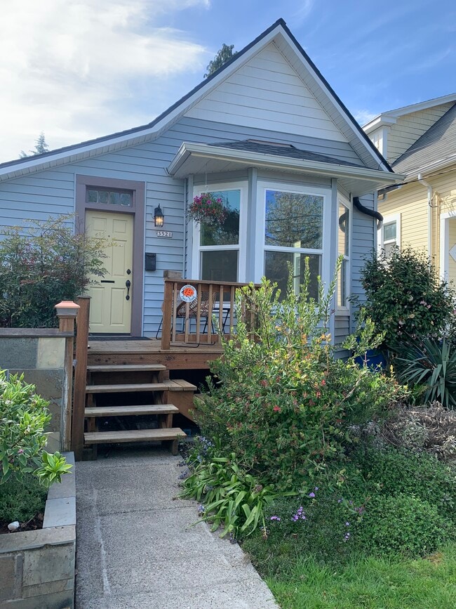 3521 NE 8th Ave in Portland, OR - Building Photo - Building Photo