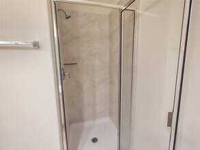 10551 Paula Bluff Ln in Cypress, TX - Building Photo - Building Photo