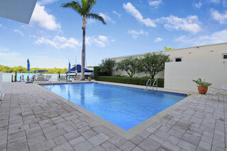 375 S Beach Rd in Jupiter, FL - Building Photo - Building Photo