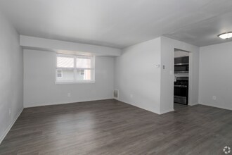 3241 Hulmeville Rd in Bensalem, PA - Building Photo - Building Photo