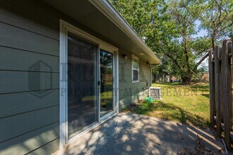 1130 Richmond St in Wichita, KS - Foto de edificio - Building Photo