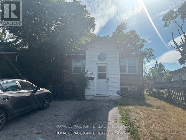 property at 102 Westcroft Dr