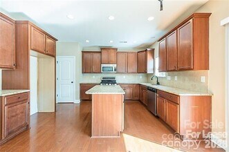 2003 Fallondale Rd in Waxhaw, NC - Building Photo - Building Photo